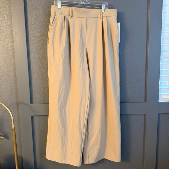 LULULEMON • NWT daydrift high rise trousers regular - tan XL - wide leg - Picture 4 of 9